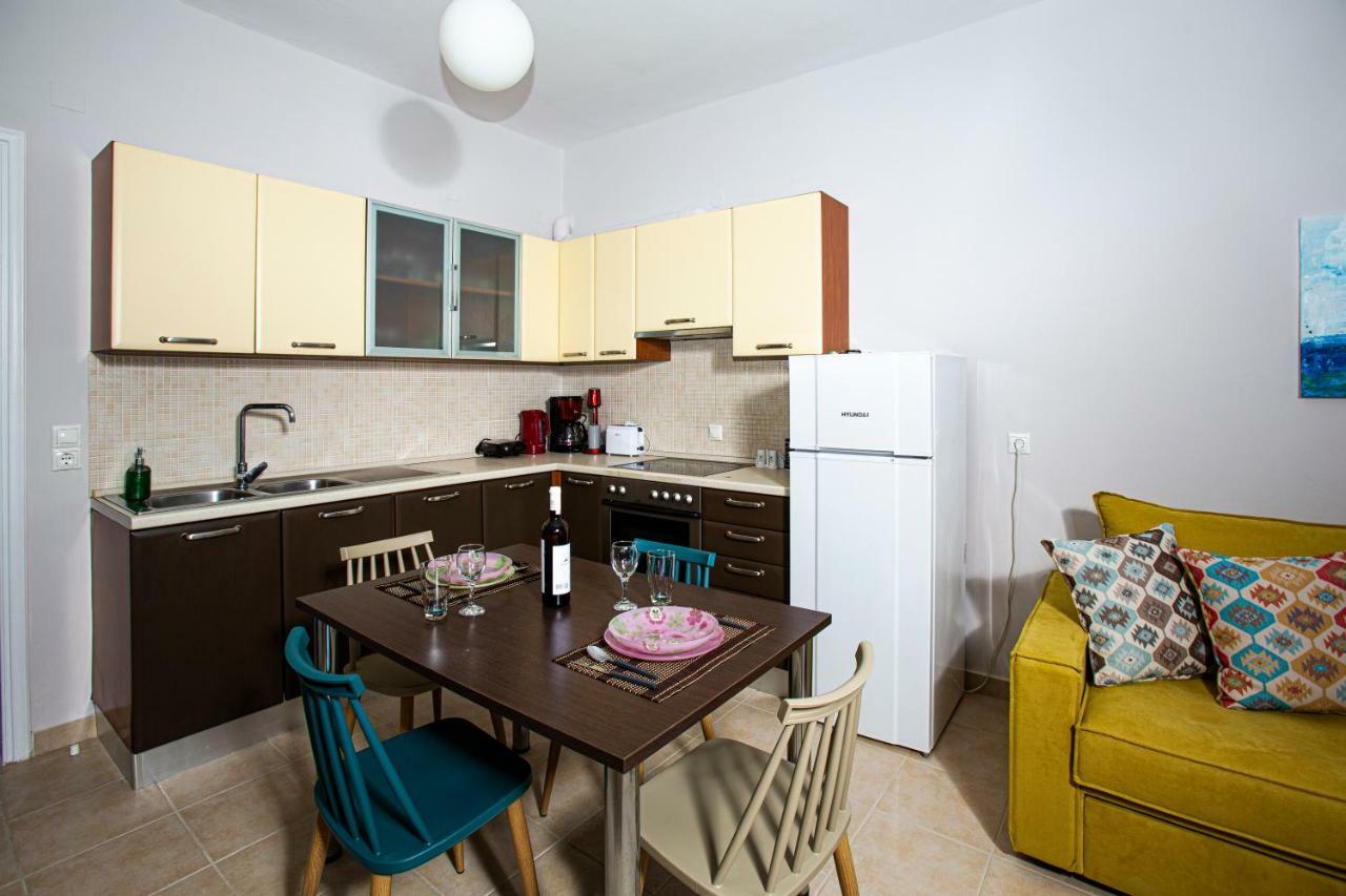 Antigone Apartments Argostoli Eksteriør billede
