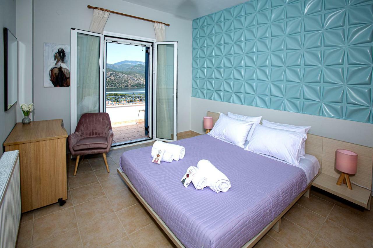 Antigone Apartments Argostoli Eksteriør billede